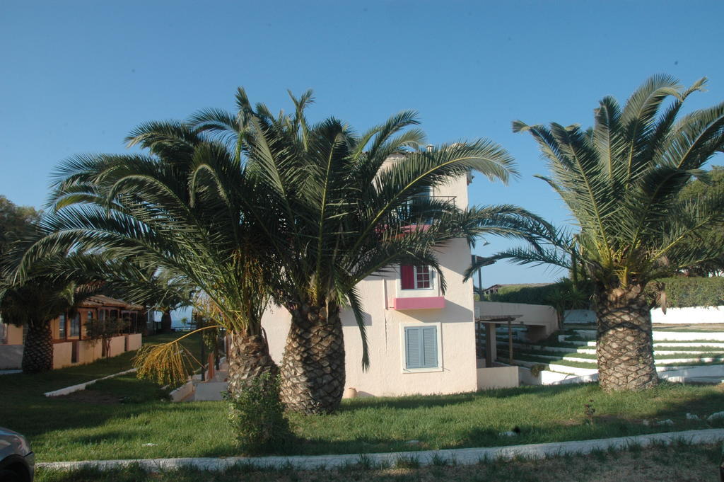 Koralli Beach Niforeika Exterior photo